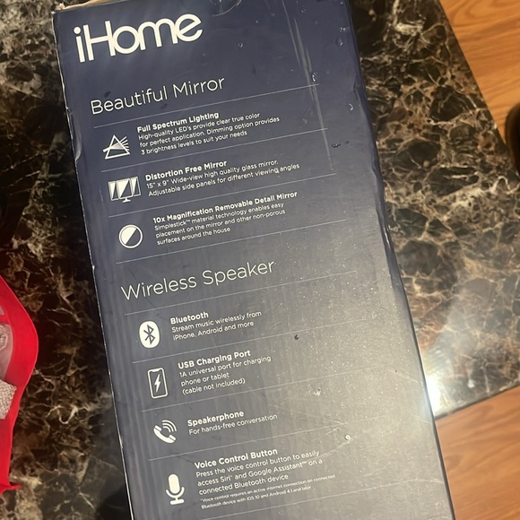 iHome - REFLECT TRIFOLD Vanity Speaker with Bluetooth, Speakerphone,USB Charging - Picture 9 of 9